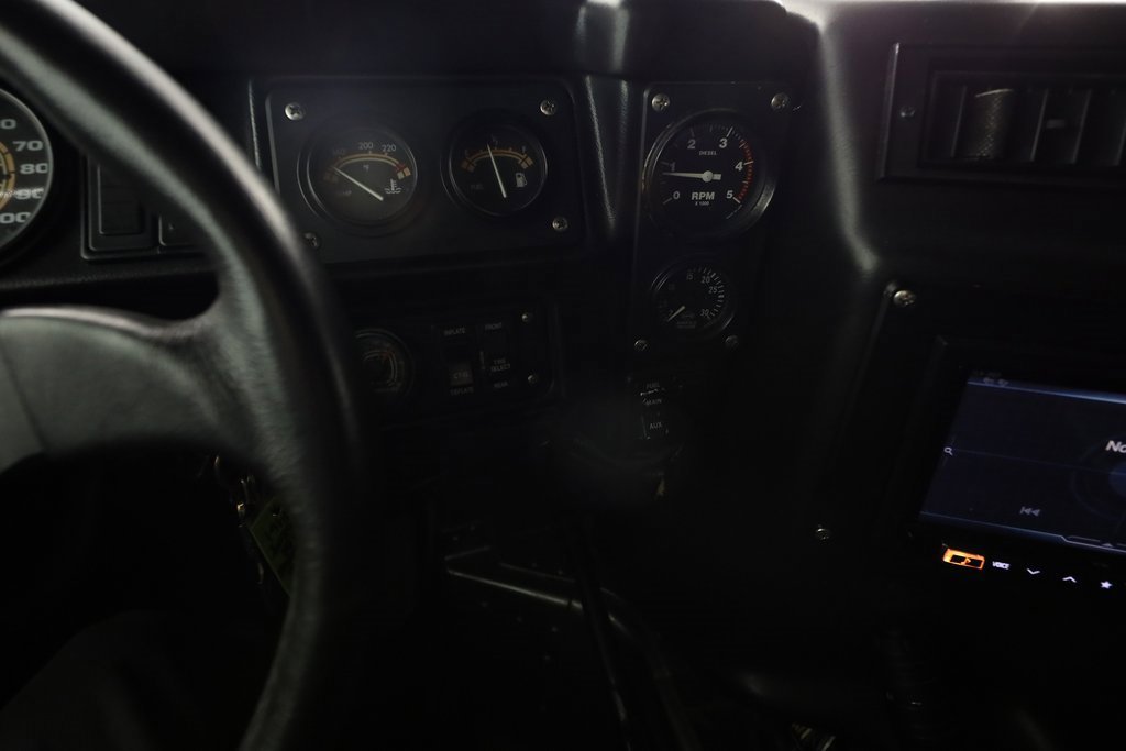 Used 1998 HUMMER H1 4-Door Wagon image 18