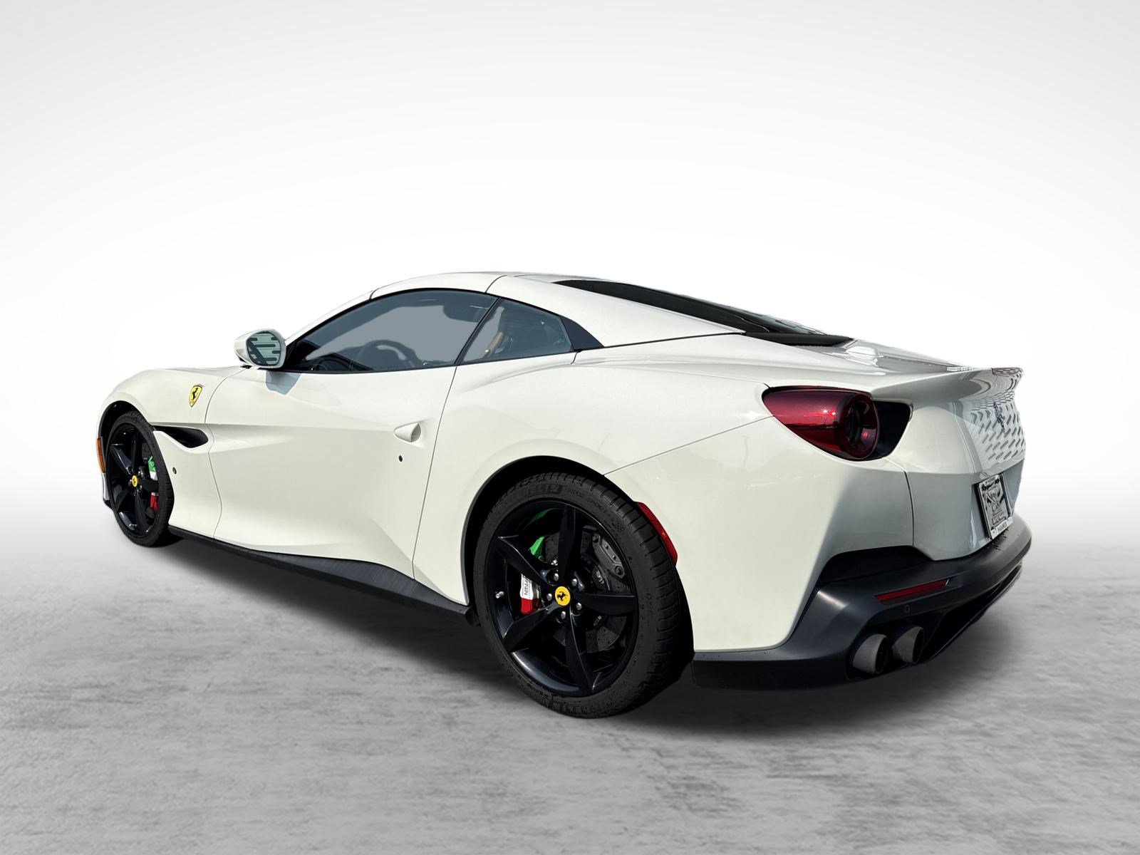 Used 2019 Ferrari Portofino RWD image 2