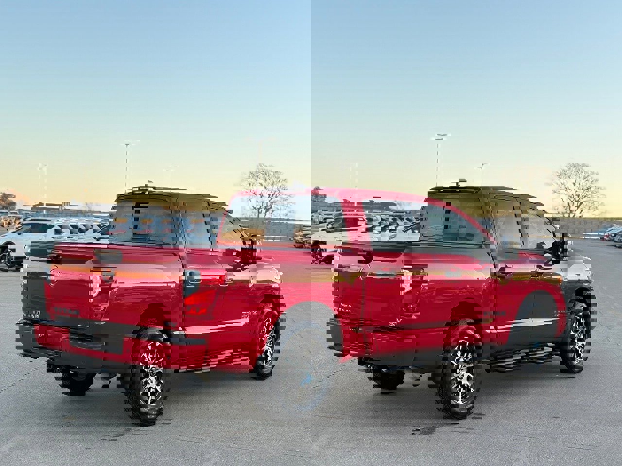 Certified 2024 Nissan Titan SV w/ SV Convenience Package image 6