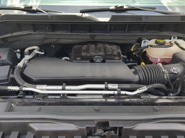 Used 2023 Chevrolet Silverado 1500 LT w/ LPO, Dark Essentials Package RWD image 21