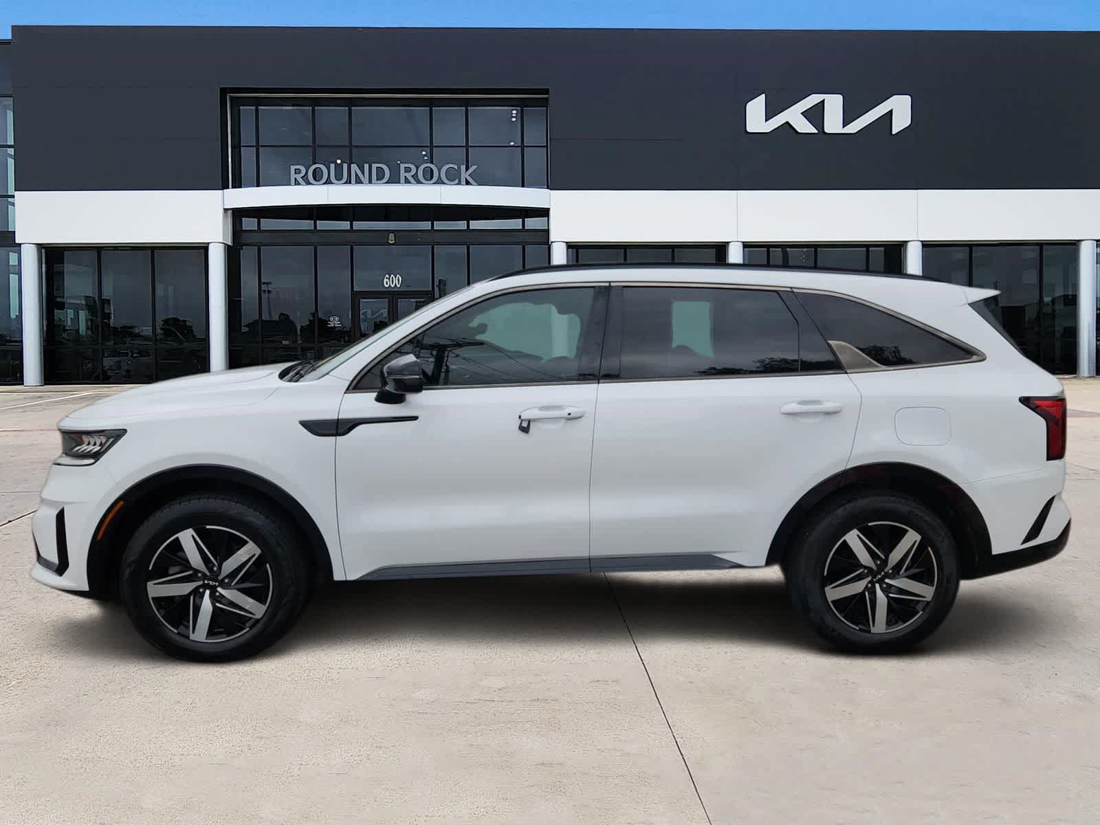 Used 2022 Kia Sorento S FWD image 4