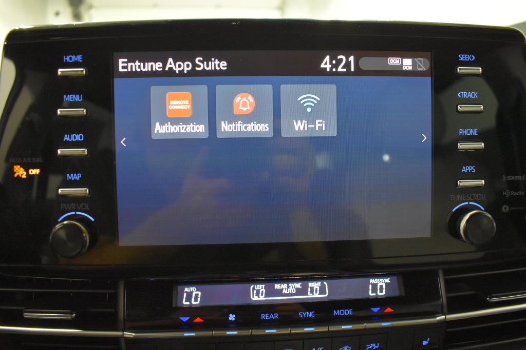 Used 2021 Toyota Sienna XSE AWD/4WD image 26