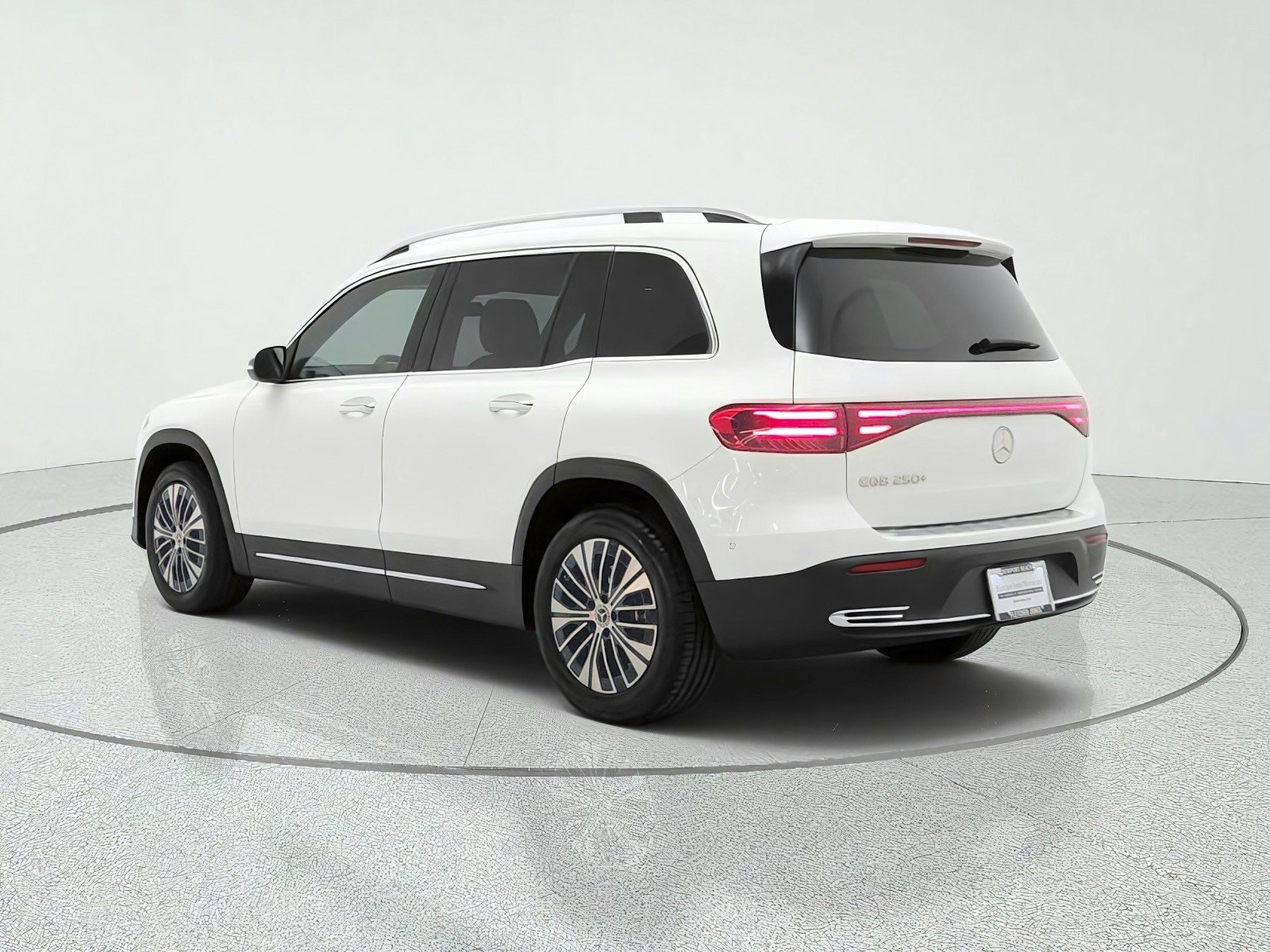 Certified 2025 Mercedes-Benz EQB 250+ image 7