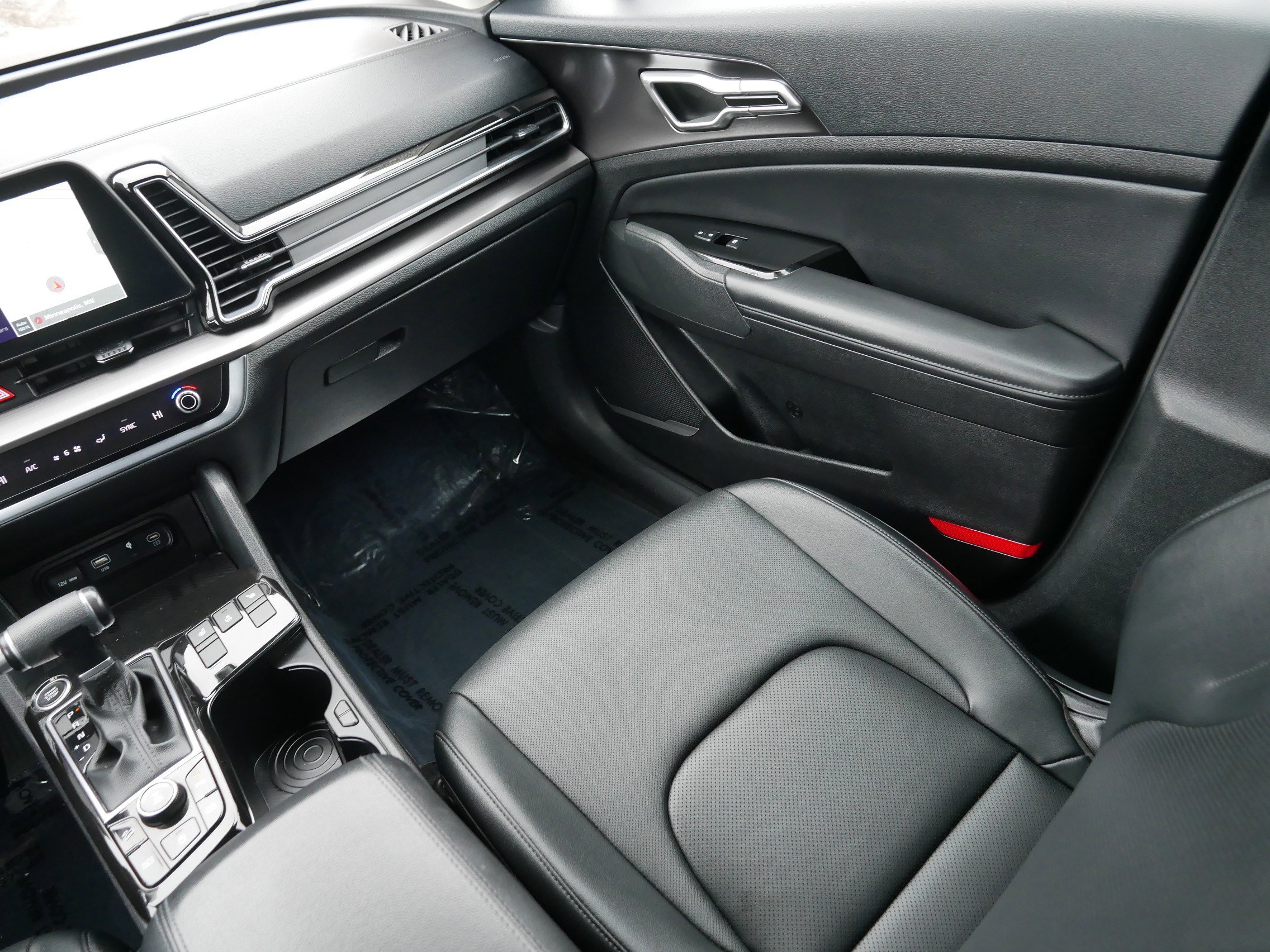 Used 2023 Kia Sportage EX image 11