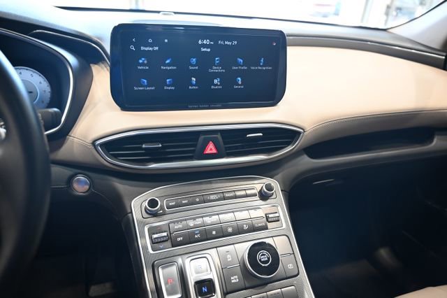 Used 2022 Hyundai Santa Fe SEL w/ Convenience + Premium Package FWD image 15