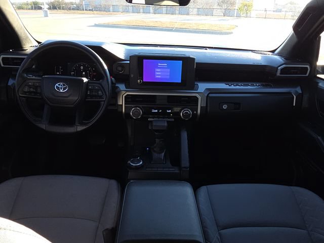 Used 2025 Toyota Tacoma SR5 AWD/4WD image 13