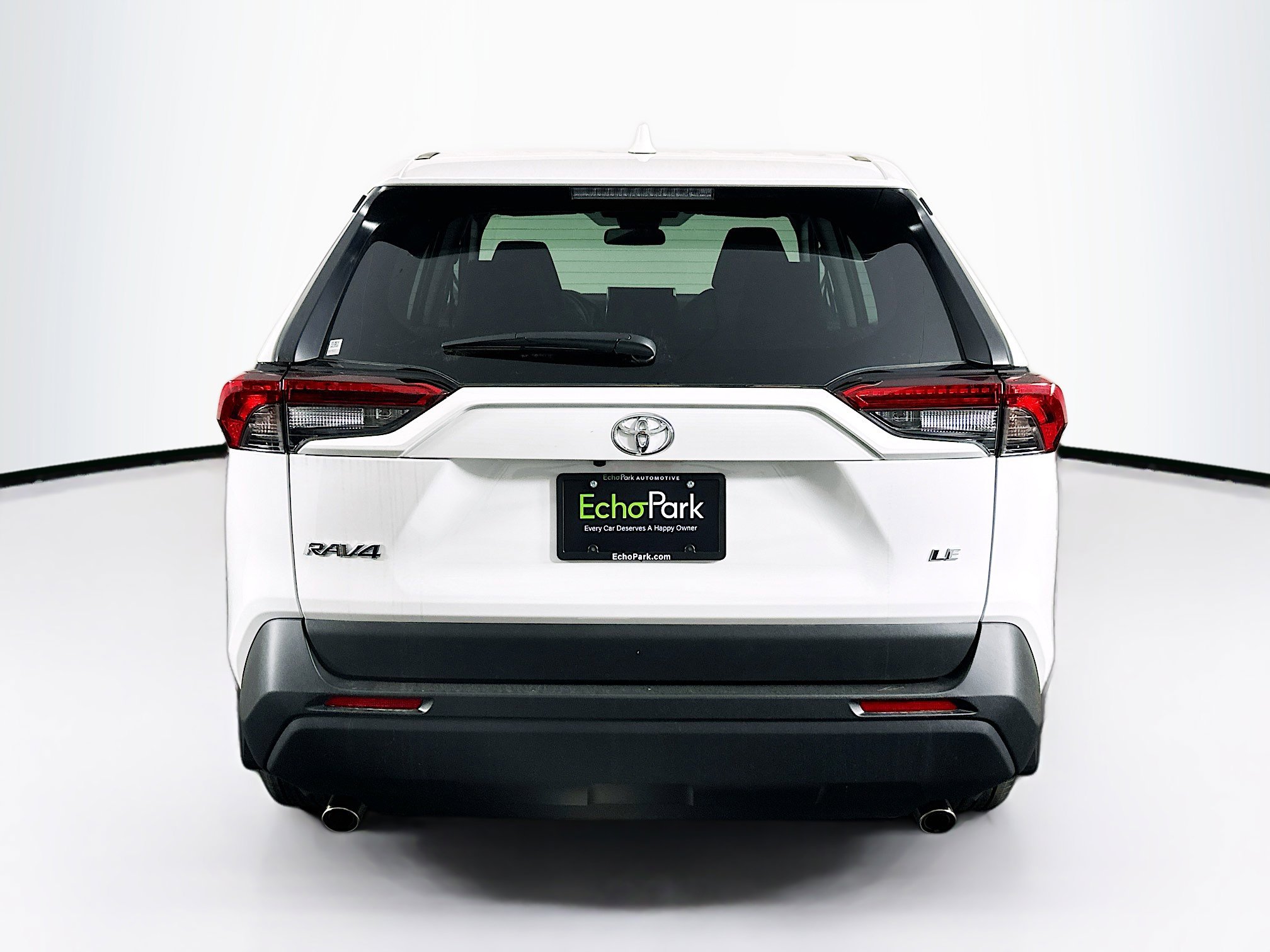 Used 2025 Toyota RAV4 LE image 7