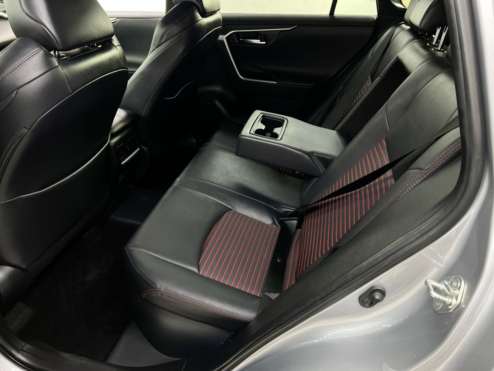 Used 2022 Toyota RAV4 XSE image 29