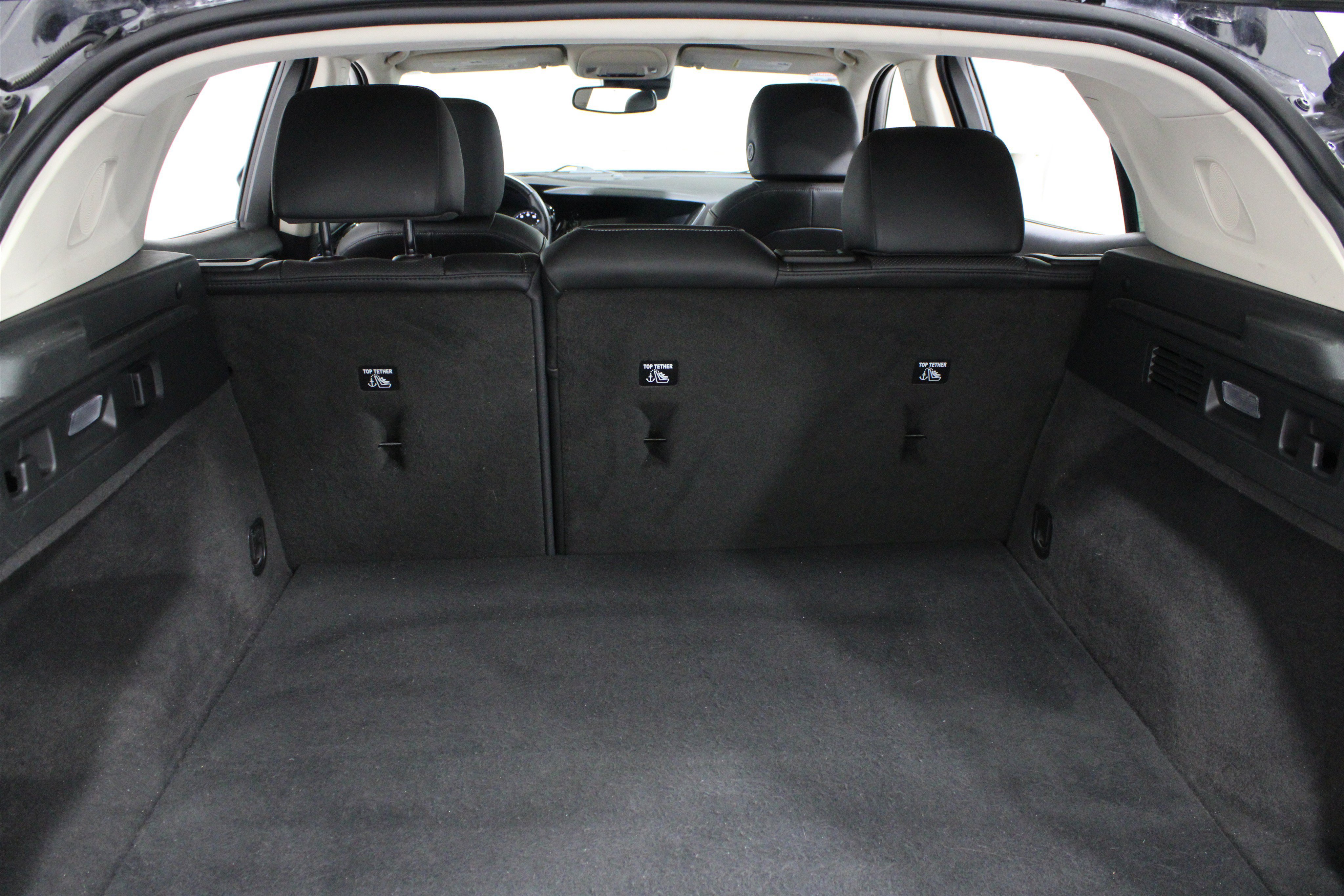 Used 2023 Buick Envision Essence FWD image 17