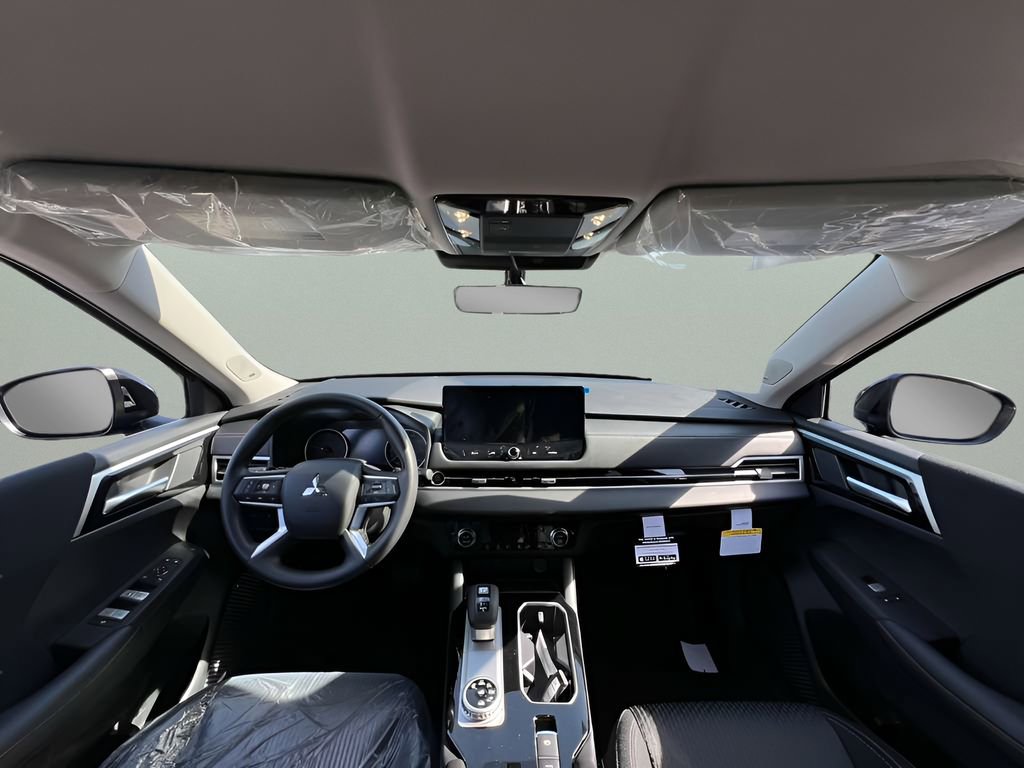 New 2026 Mitsubishi Outlander ES image 19