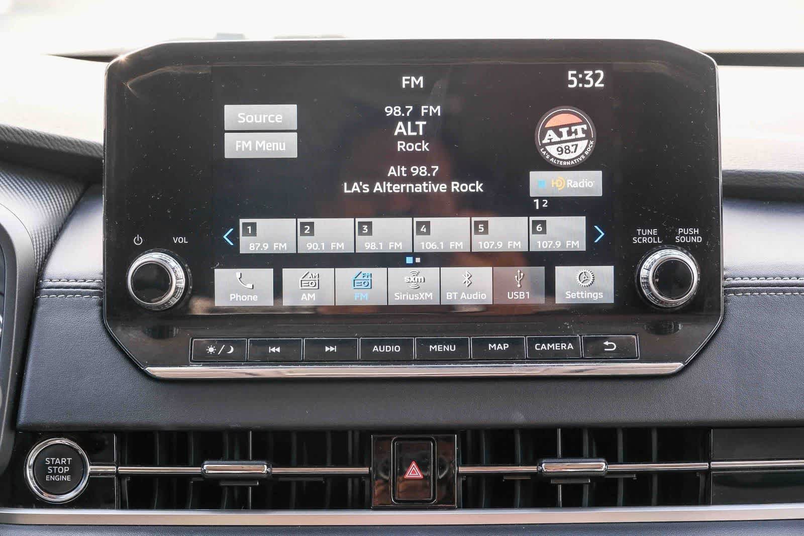 Used 2024 Mitsubishi Outlander SE AWD/4WD image 13