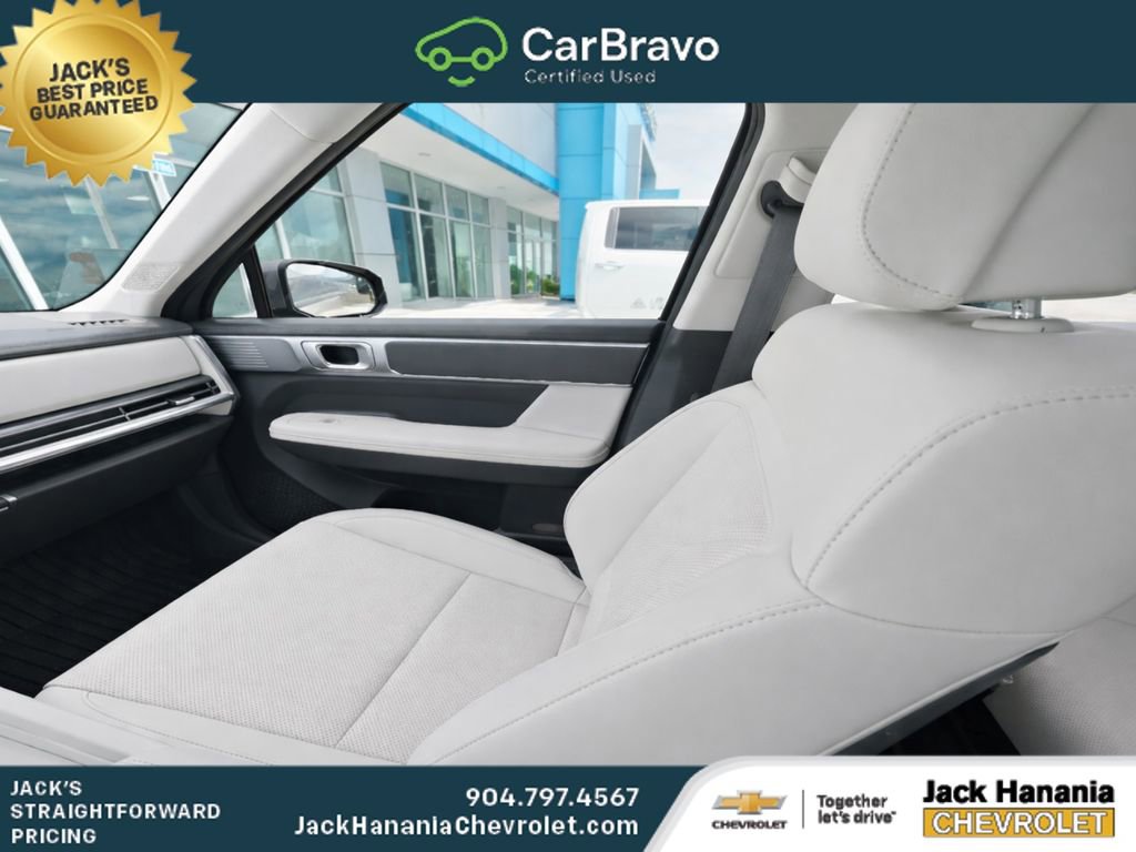 Used 2026 Hyundai Santa Fe SEL FWD image 10