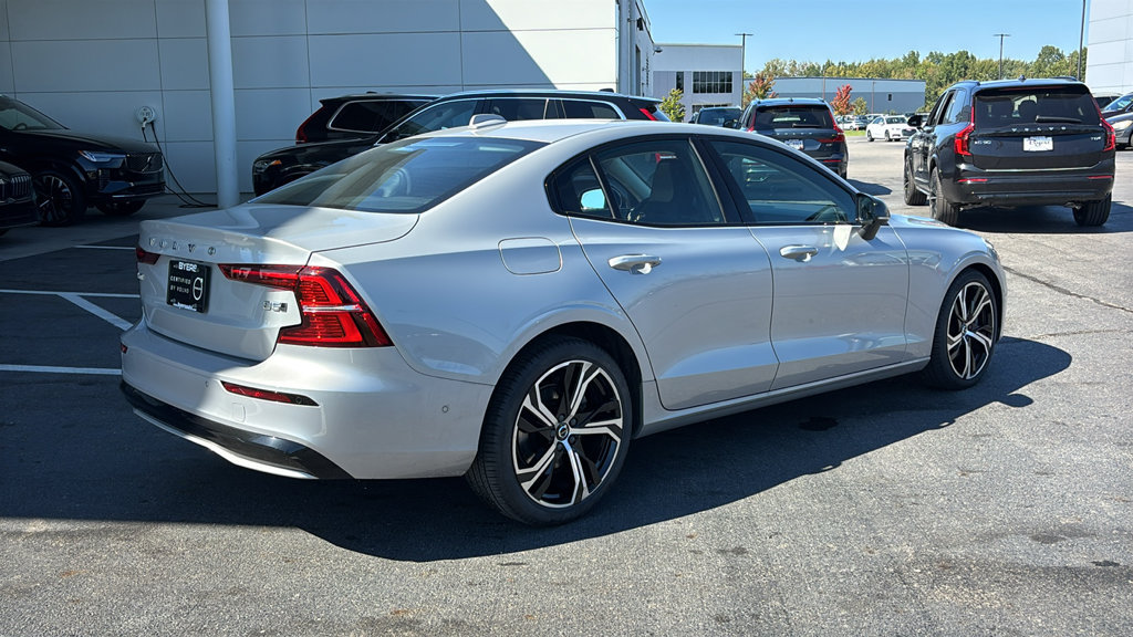 Certified 2024 Volvo S60 B5 Plus w/ Climate Package AWD/4WD image 28