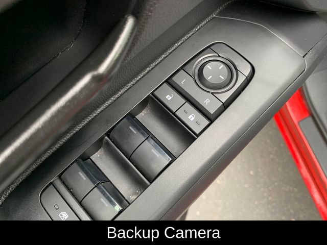 Used 2025 Toyota Tacoma SR5 image 13