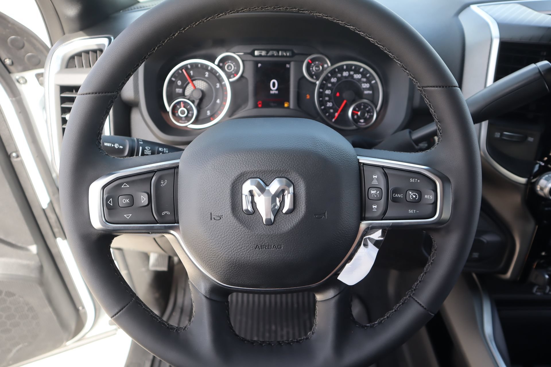 New 2026 RAM 2500 Big Horn AWD/4WD image 3