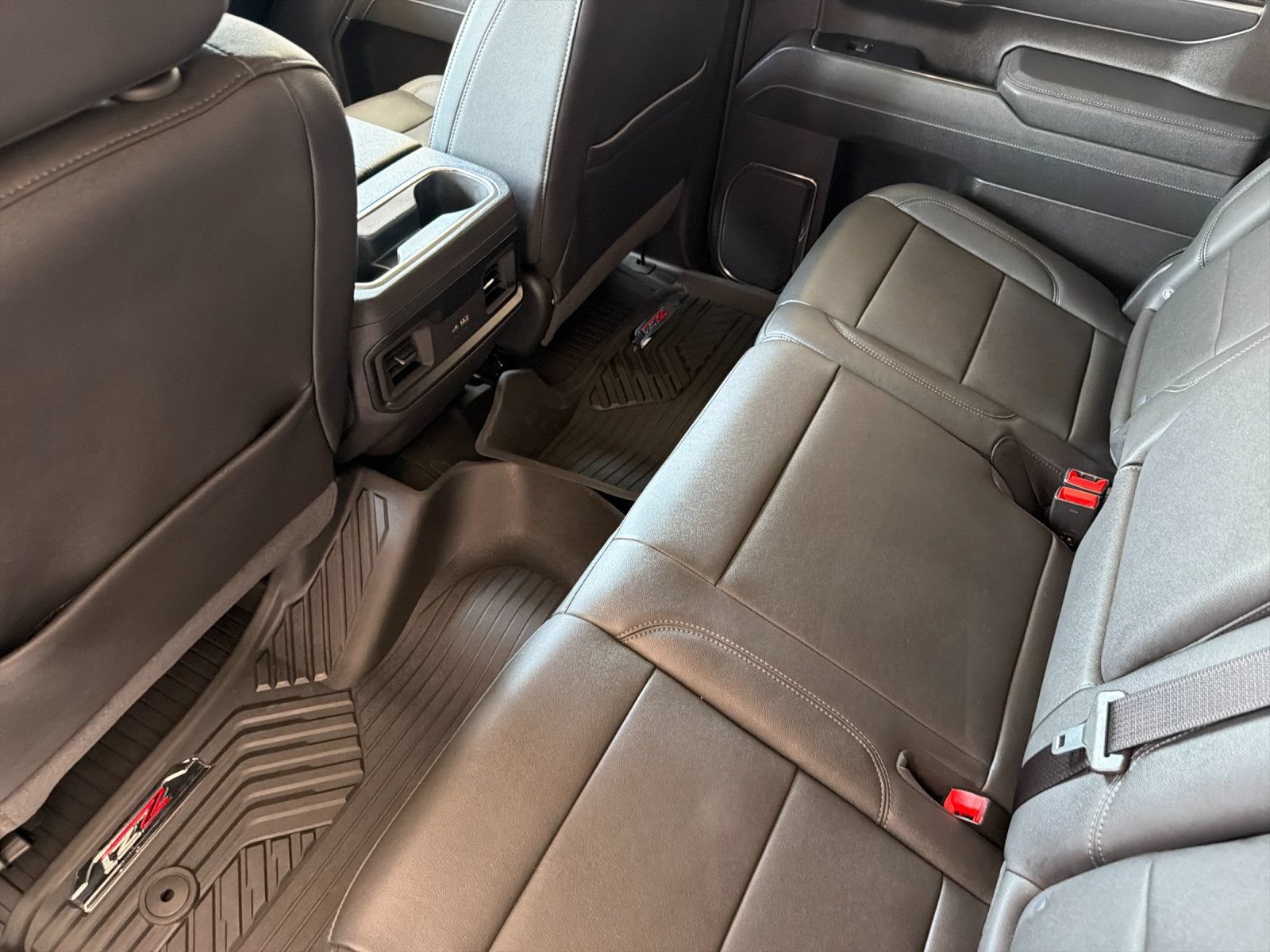 New 2026 Chevrolet Silverado 1500 LT Trail Boss w/ Dark Appearance Package AWD/4WD image 11