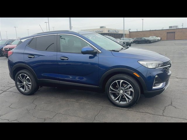 Certified 2023 Buick Encore GX Select w/ Safety Package II image 2