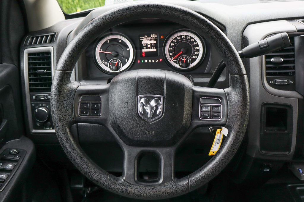 Used 2013 RAM 2500 Tradesman w/ Chrome Appearance Group image 19