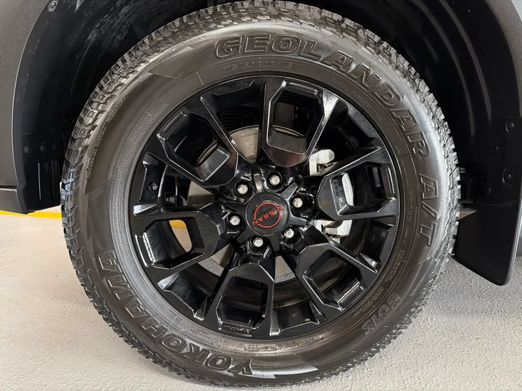 Used 2026 Nissan Armada PRO-4X w/ Captain's Chari Seat Package AWD/4WD image 5