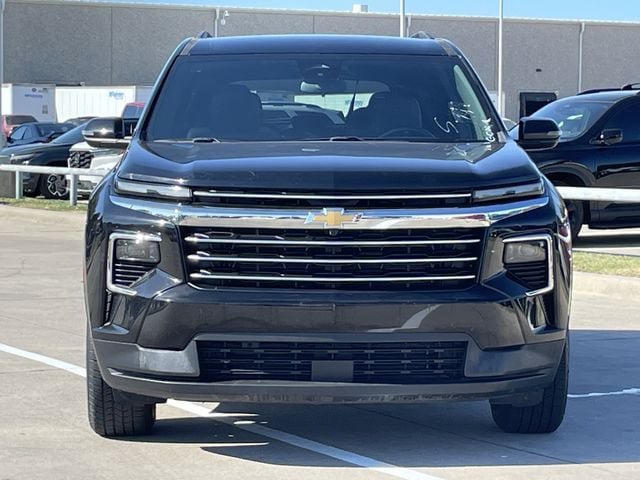 Used 2025 Chevrolet Traverse LT FWD image 6
