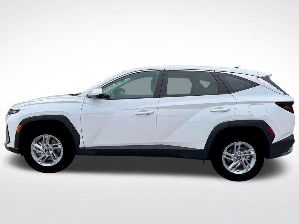 New 2026 Hyundai Tucson SE AWD/4WD image 3