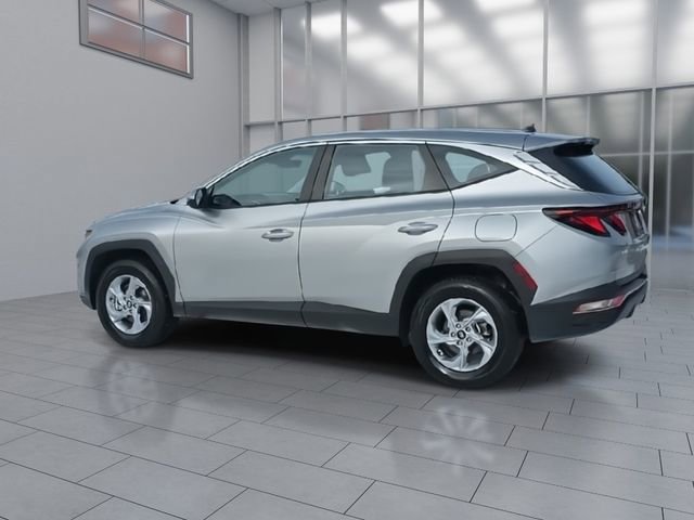 Used 2023 Hyundai Tucson SE image 6