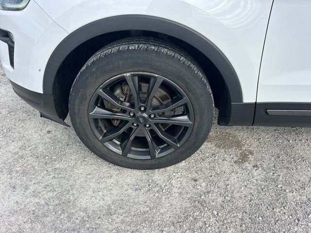 Used 2018 Ford Explorer XLT w/ Equipment Group 202A image 53