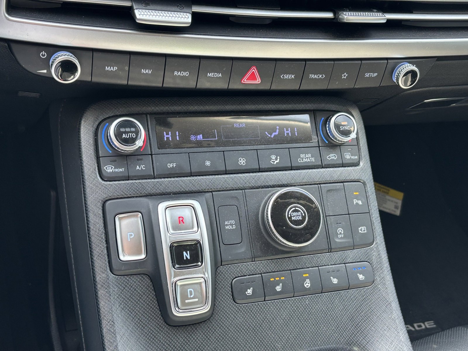 Used 2024 Hyundai Palisade Limited image 10