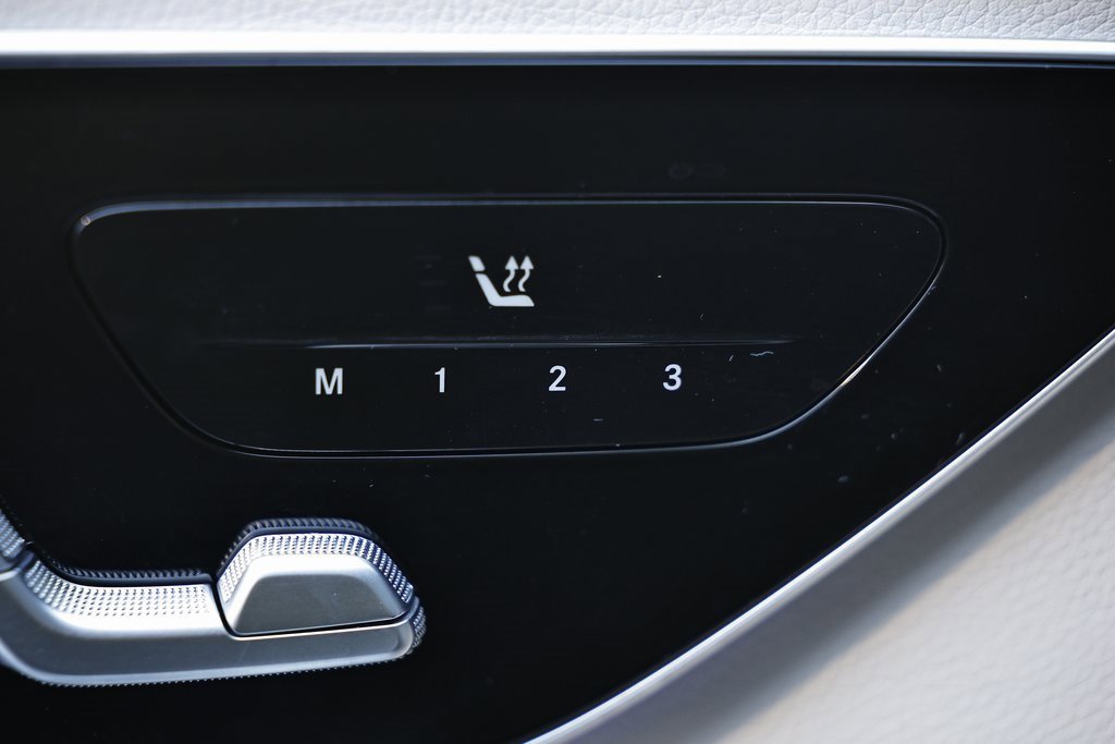 Used 2023 Mercedes-Benz C 300 4MATIC Sedan w/ Exclusive Trim Package image 17