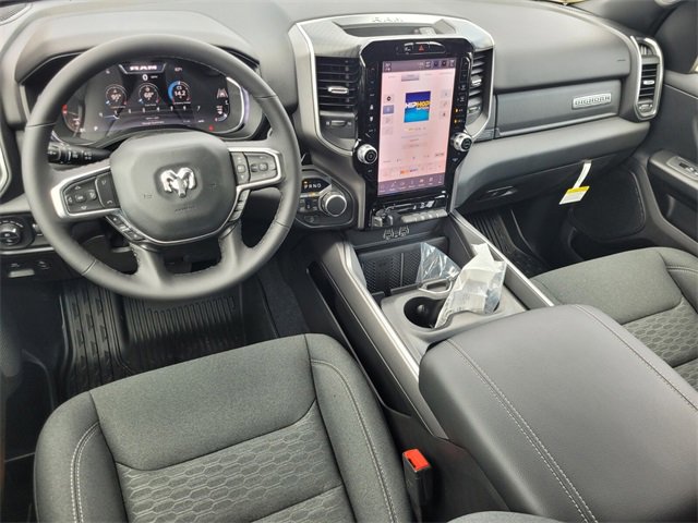 New 2026 RAM 1500 4x4 Crew Cab image 10