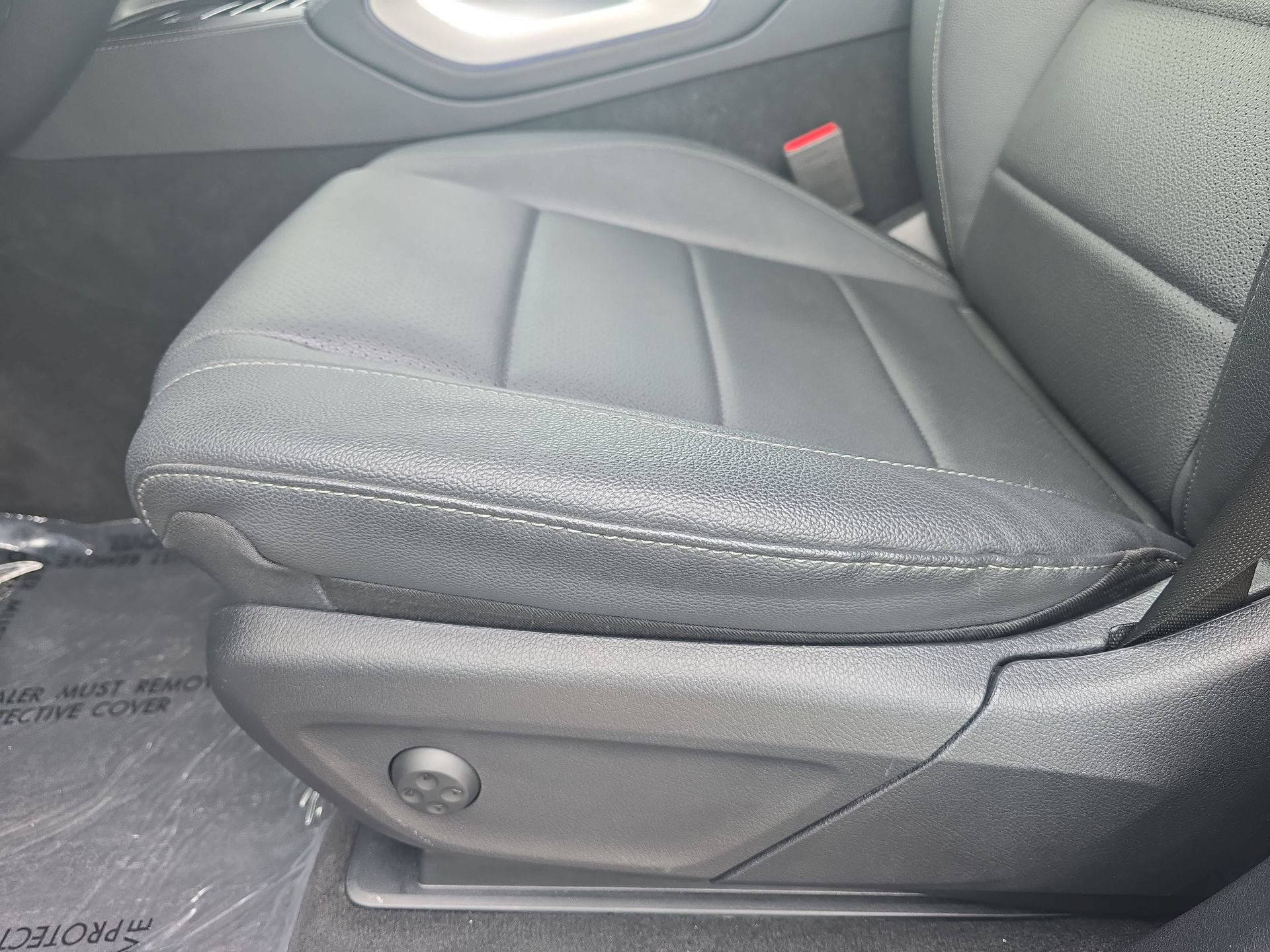 Certified 2025 Mercedes-Benz GLS 450 4MATIC image 28