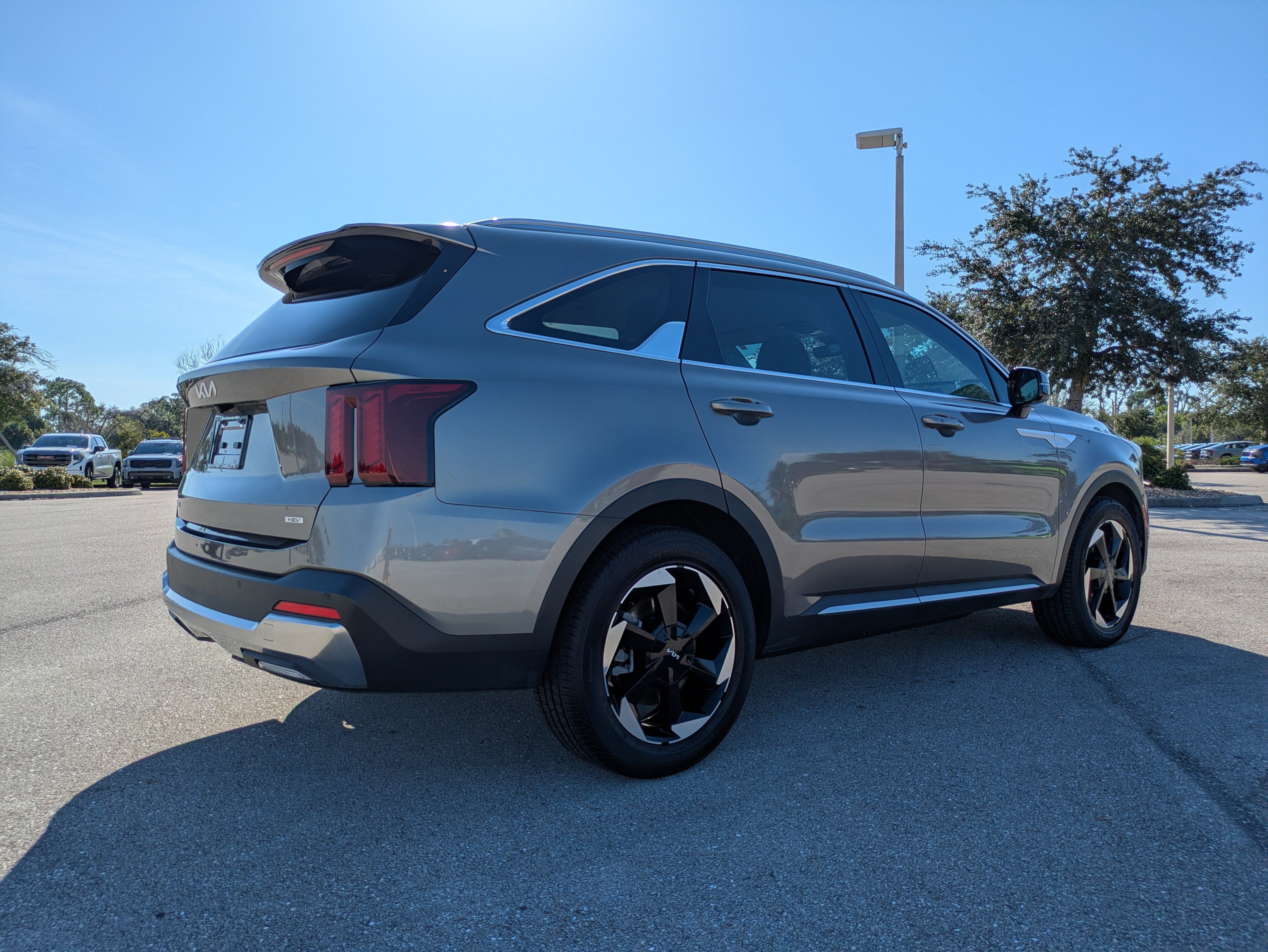Certified 2026 Kia Sorento EX FWD image 4