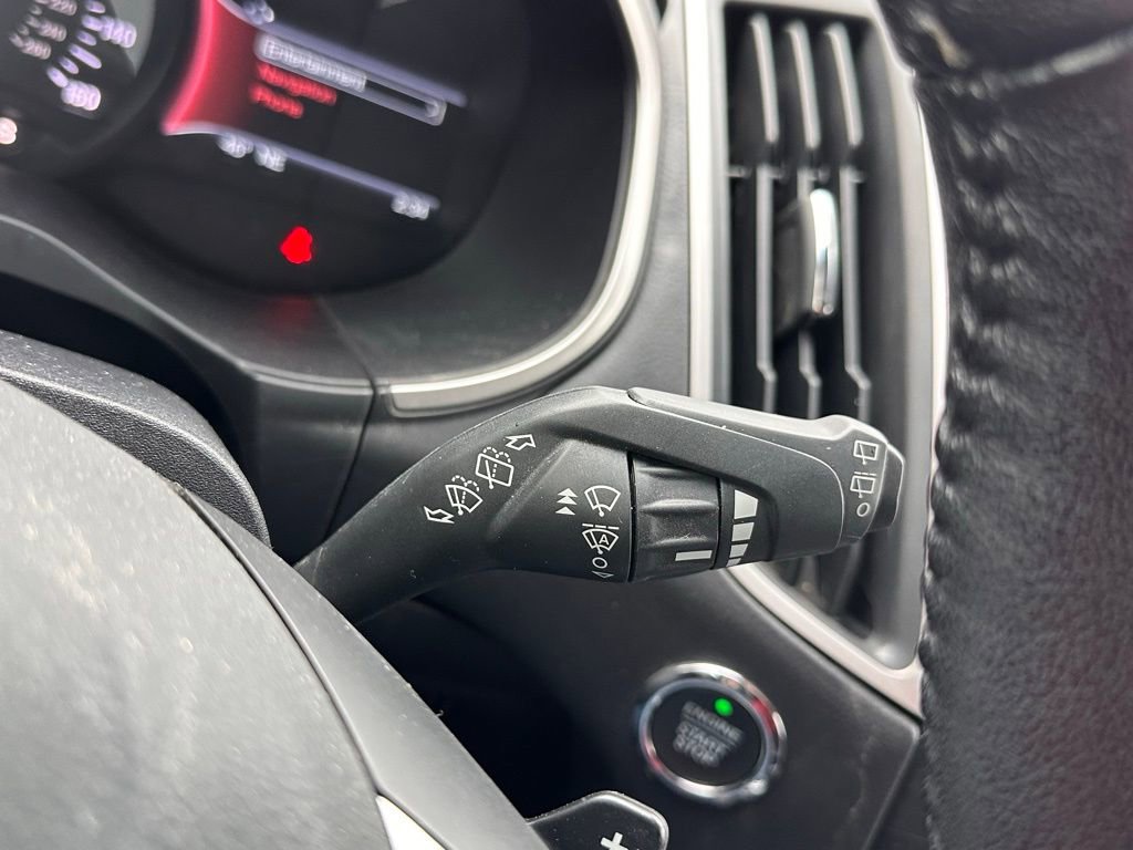 Used 2019 Ford Edge SEL w/ Equipment Group 201A image 28