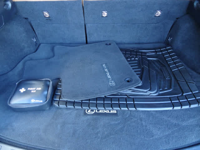 Used 2021 Lexus UX 250h w/ Premium Package AWD/4WD image 11