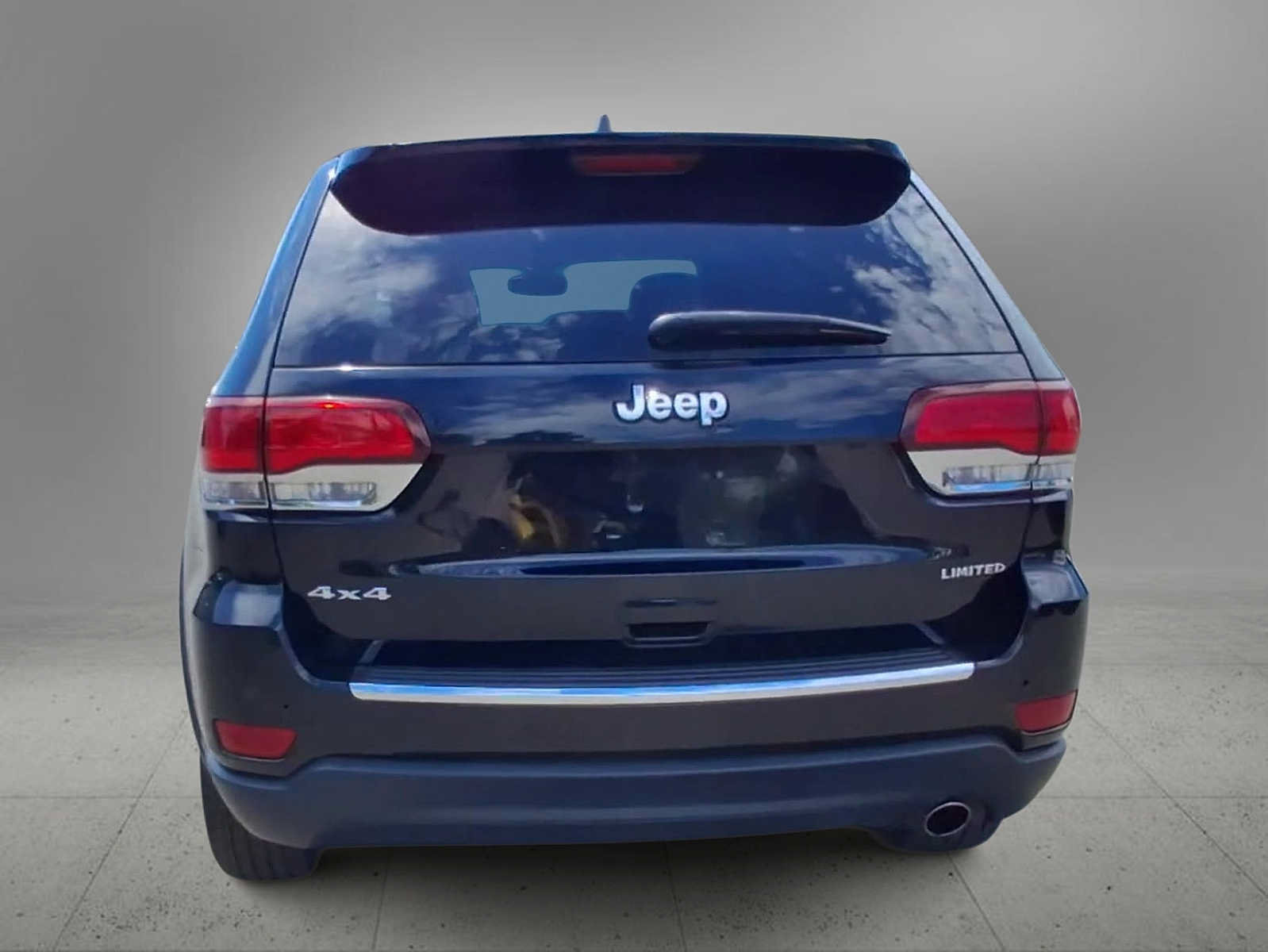 Used 2020 Jeep Grand Cherokee Limited AWD/4WD image 7