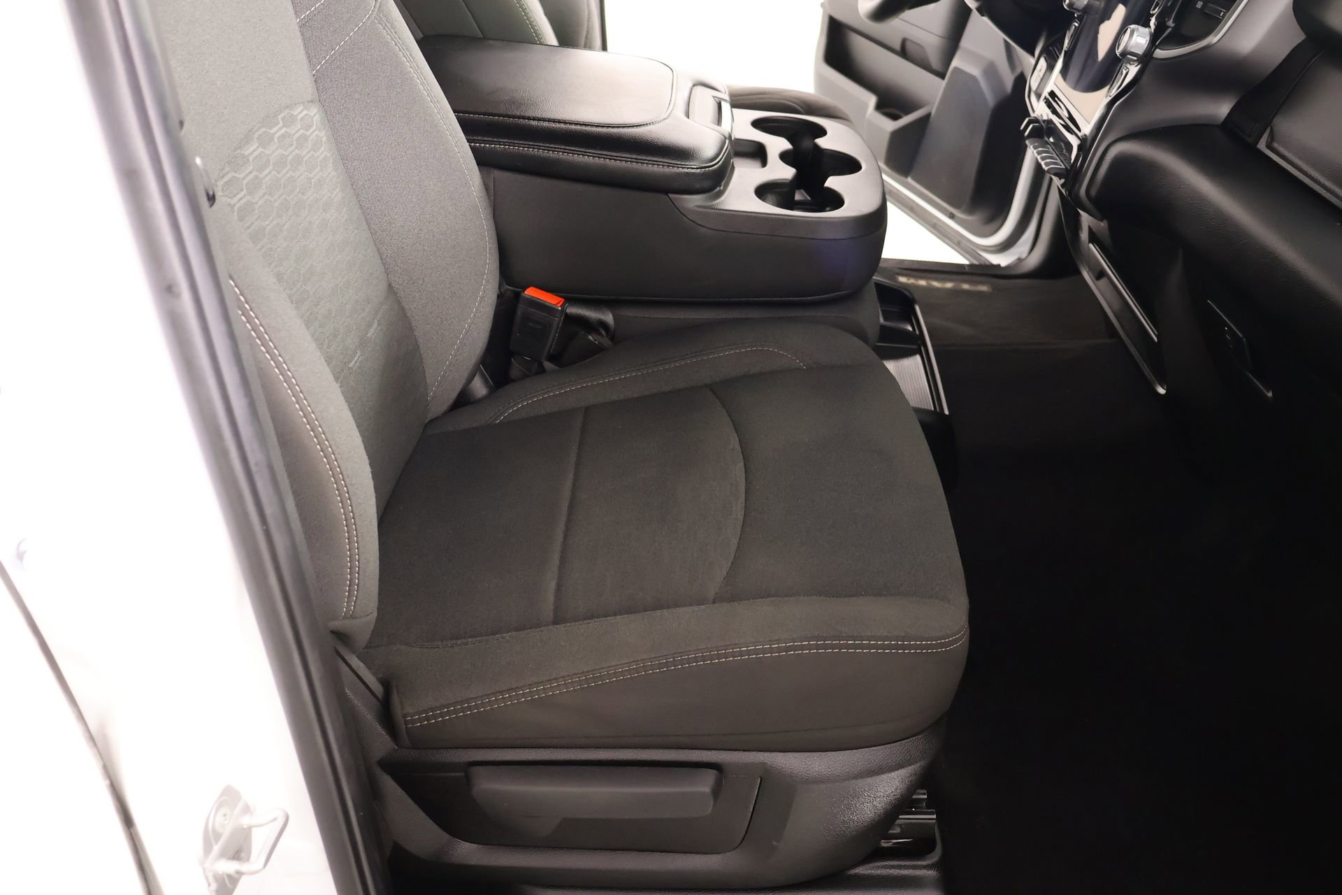 Used 2025 RAM 2500 Big Horn image 13