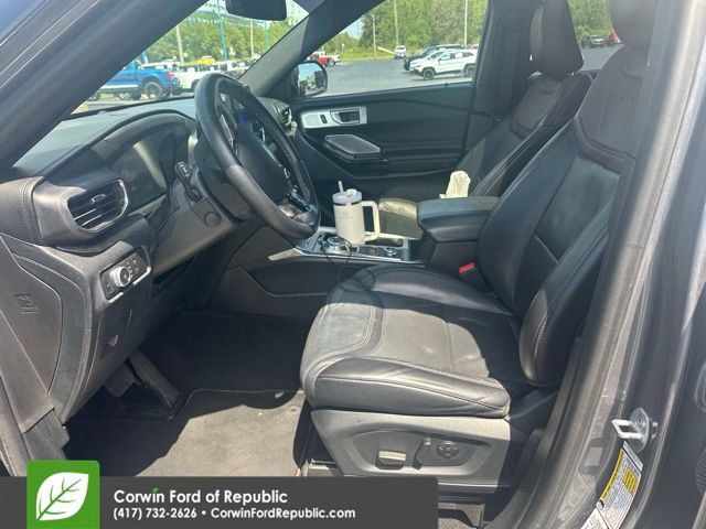 Used 2021 Ford Explorer Platinum w/ Equipment Group 601A AWD/4WD image 15