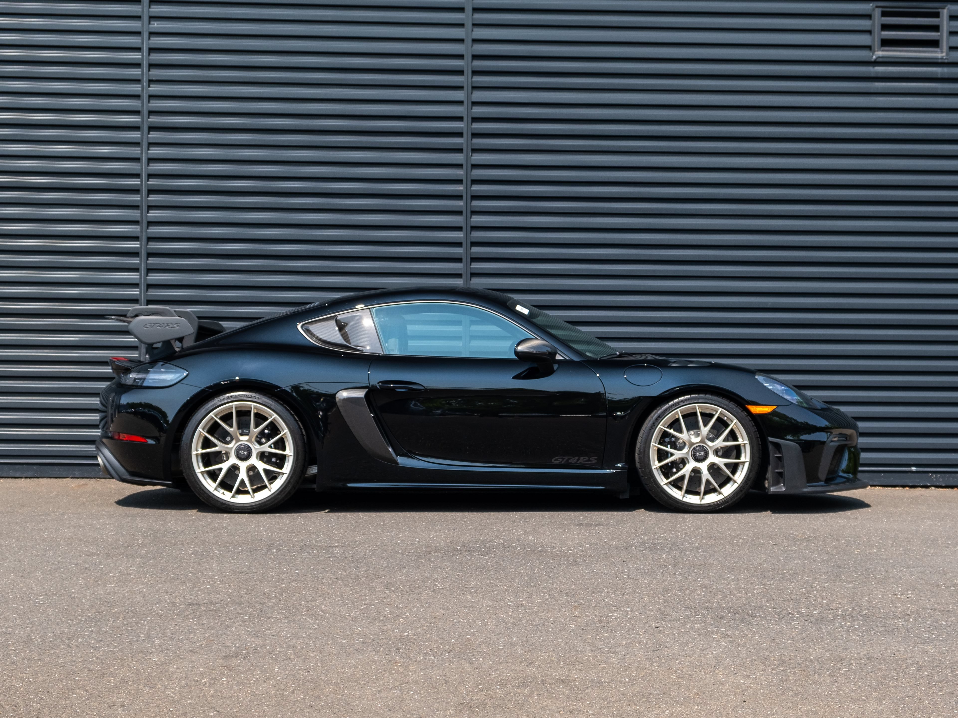 Certified 2024 Porsche 718 Cayman GT4 RS RWD image 9