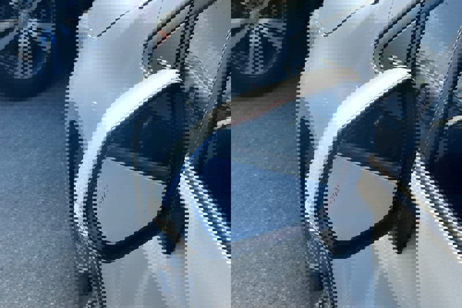 Used 2022 Toyota Corolla SE w/ SE Premium Package FWD image 8