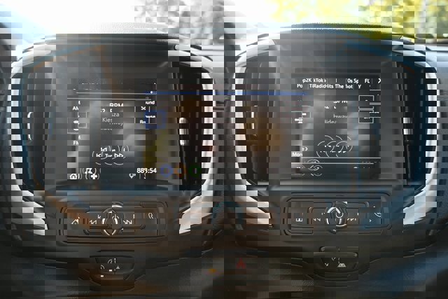 Used 2022 GMC Terrain SLE w/ Driver Convenience Package image 31