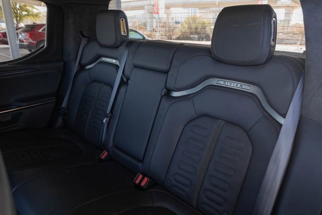 Used 2022 Rivian R1T Adventure image 30