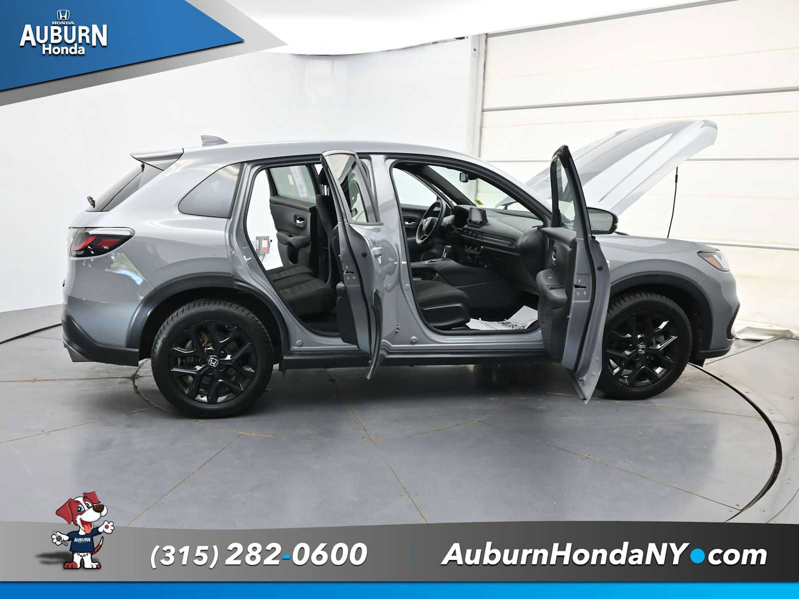 Used 2025 Honda HR-V Sport image 41