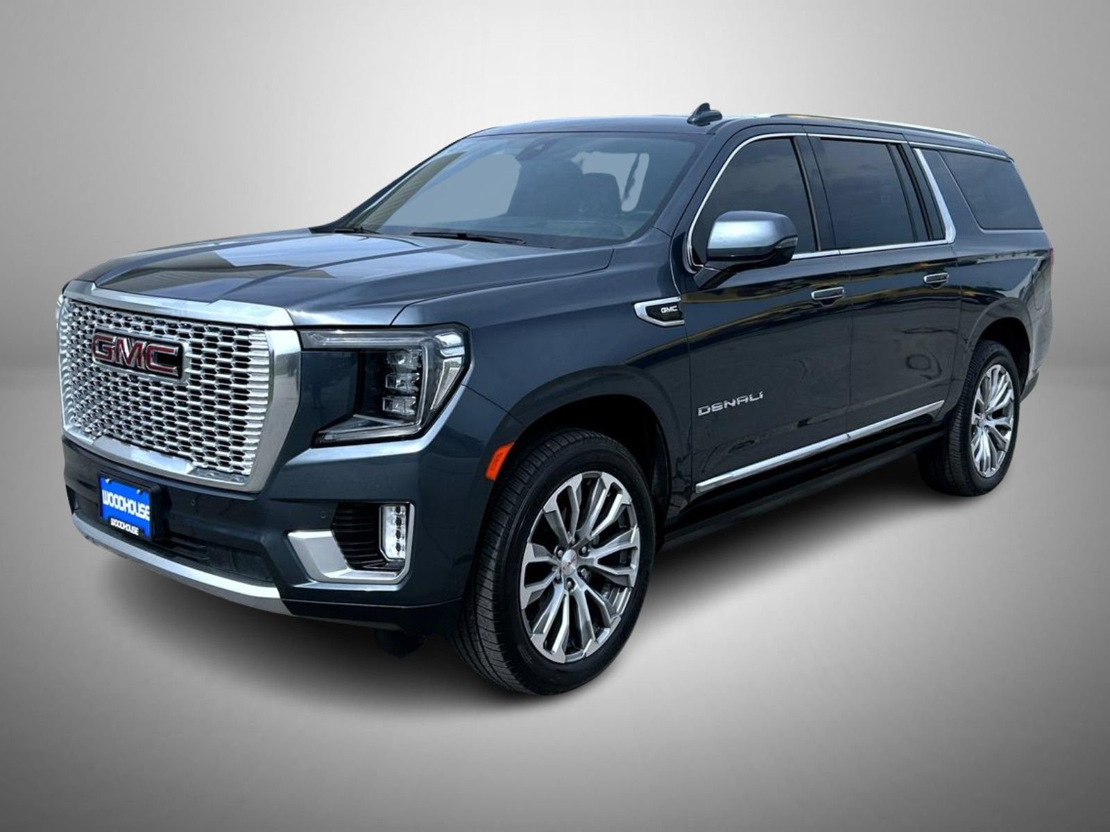 Used 2021 GMC Yukon XL Denali w/ Denali Premium Package AWD/4WD image 1