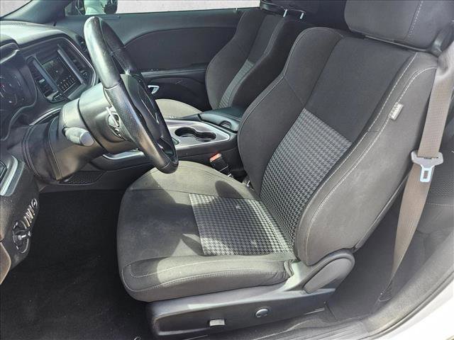 Used 2022 Dodge Challenger R/T w/ Blacktop Package image 15