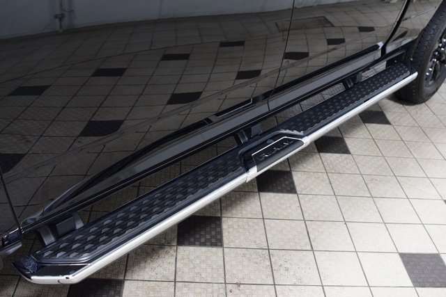 Used 2024 RAM 3500 Big Horn w/ Towing Technology Group image 22