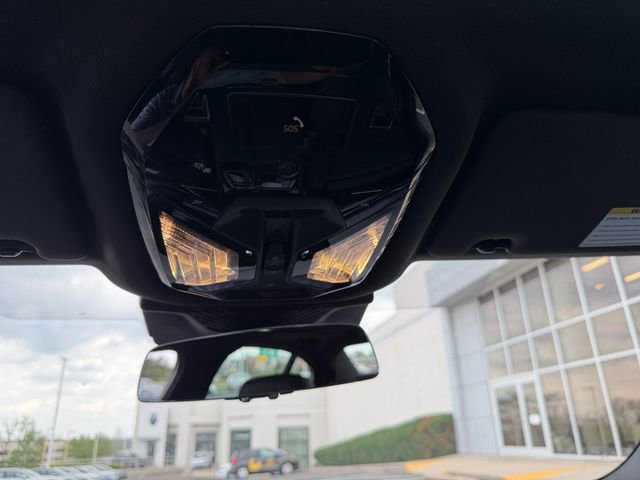 Used 2024 BMW 540i xDrive w/ Premium Package AWD/4WD image 31