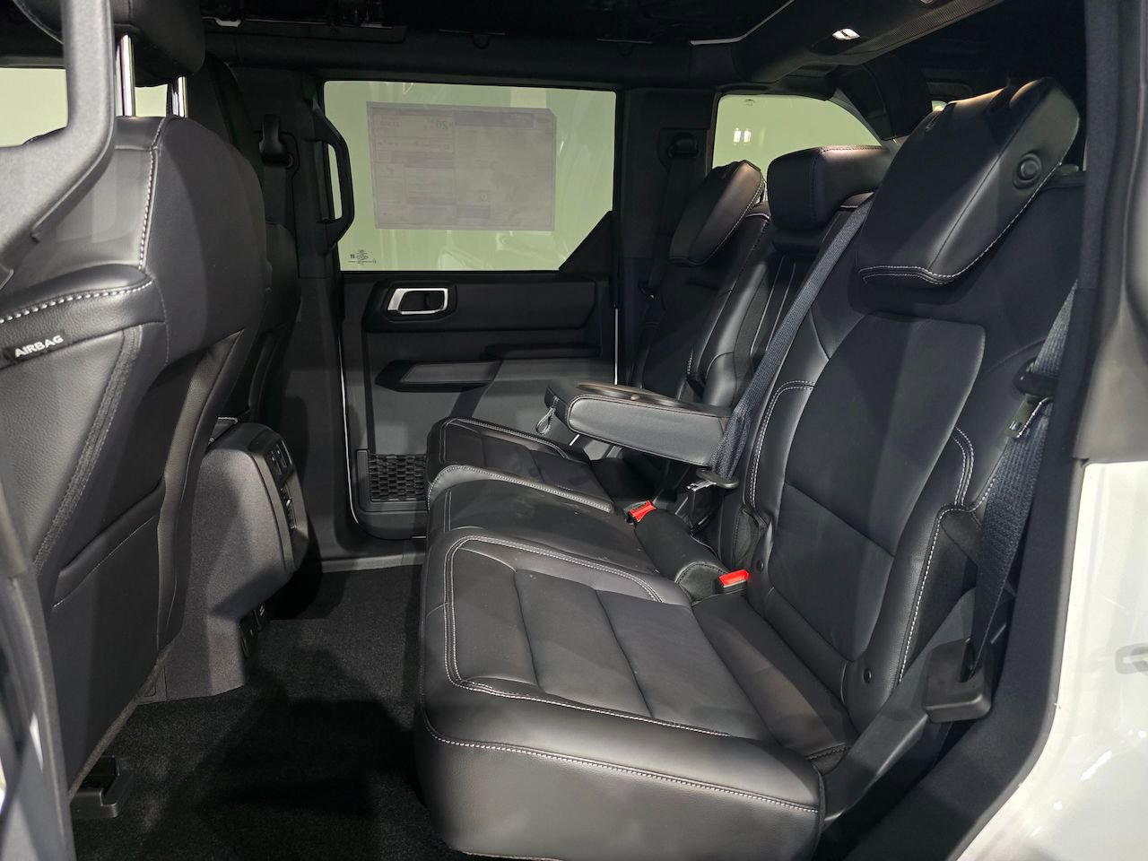 New 2025 Ford Bronco Outer Banks image 35