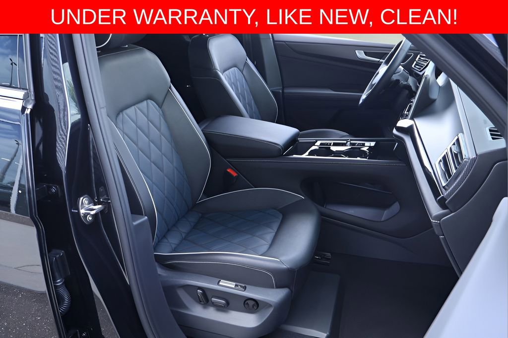 Used 2025 Volkswagen Atlas Cross Sport SEL Premium R-Line AWD/4WD image 17