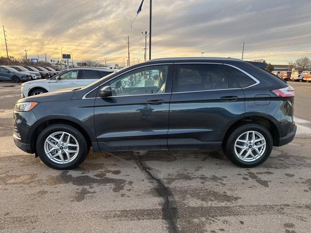 Used 2022 Ford Edge SEL w/ Convenience Package image 5