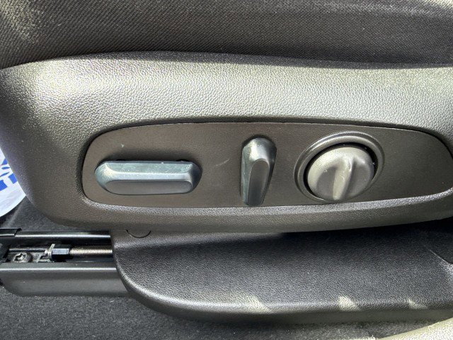 Certified 2023 GMC Acadia SLE w/ Driver Convenience Package image 14